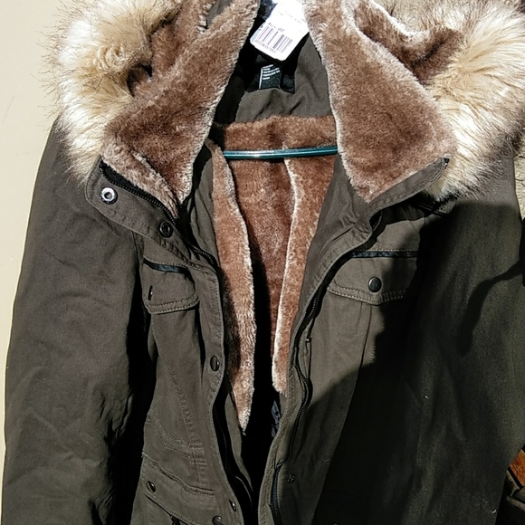 Women's Jacket - Picture 5 of 5